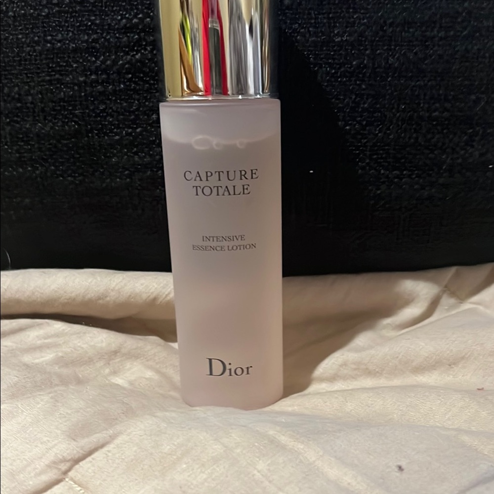Dior Capture Totale Intensive Essence Lotion